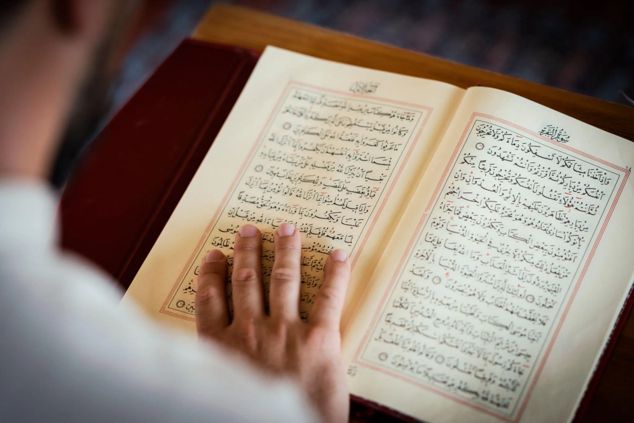 Master the Quran with Tajweed : Guide to Perfect Recitation